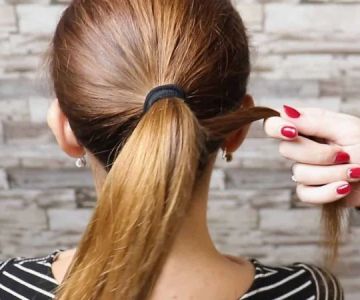 How to Choose a Haircut That Allows for Easy Ponytails, Clips, and Up-dos