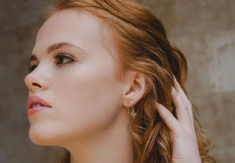 How to Choose a Haircut That Compliments Your Earrings, Necklace & Accessories