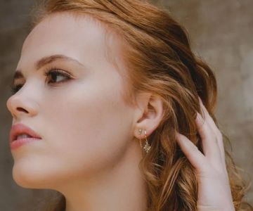 How to Choose a Haircut That Compliments Your Earrings, Necklace & Accessories