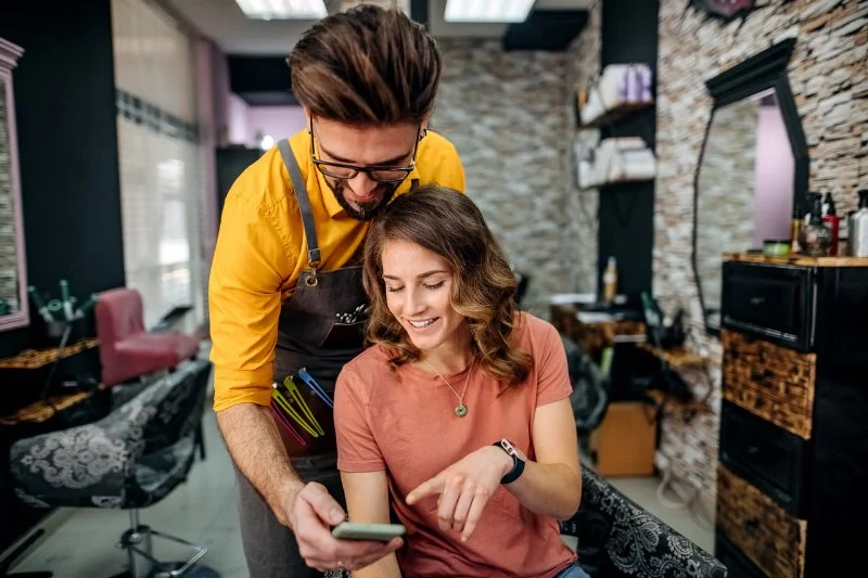How to Evaluate a “Haircut Near Me” Price Range and Avoid Overpaying