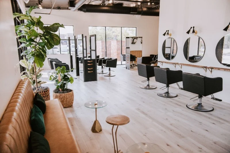 How to Evaluate Your Upcoming Hair Salon Visit Like a Pro: Checklist Inside