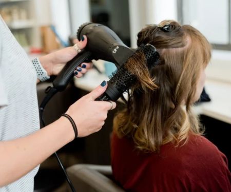 The Best Haircuts Near Me for People With Sensitive Scalp or Allergies