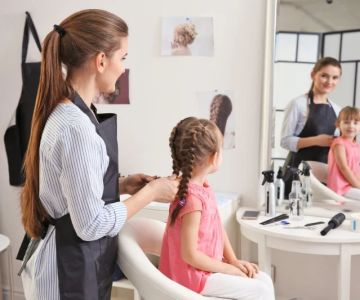 The Best Hair Salon Near Me for Kids’ First Haircut — What Parents Should Know