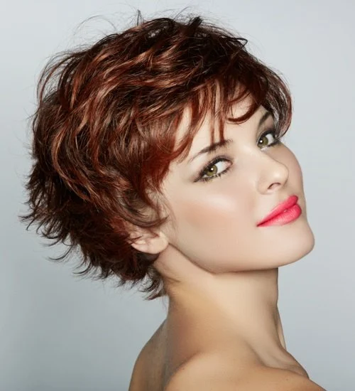 The Best Haircuts Near Me for Fast Growing Hair That Needs Structure