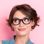 How to Pick a Haircut That Complements Your Glasses or Frames