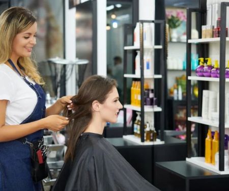 Hair Salon Near Me vs. Home Haircut Kits: Pros and Cons