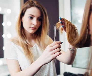 How to Choose Between 'Haircut Near Me' and 'Hair Colour Near Me' When Changing Your Look