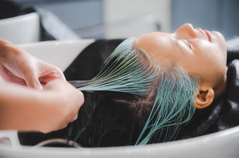 How to Find a Hair Salon Near Me That Understands Colour Correction for Platelets