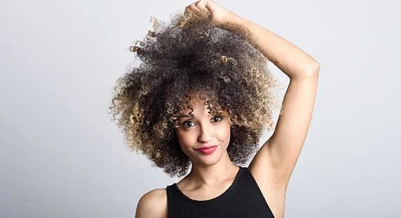 Transitioning to Natural Hair Colour — What to Expect and How to Maintain It