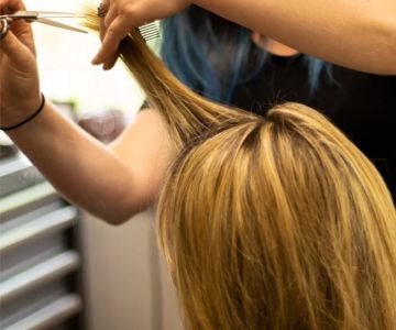 5 Signs Your Haircut Is Outdated — And How to Explain the Change to Your Stylist