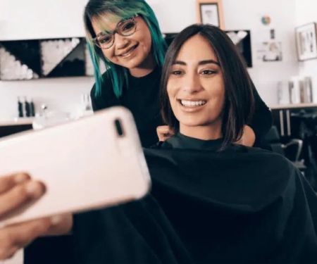 How to Use Social Proof (Reviews, Instagram) to Pick a Hair Store Near Me That Delivers