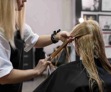 How to Style a Fresh Haircut Near Me Immediately After Leaving the Salon