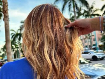 Best Ways to Keep Hair Hydrated Without Using Heavy Products
