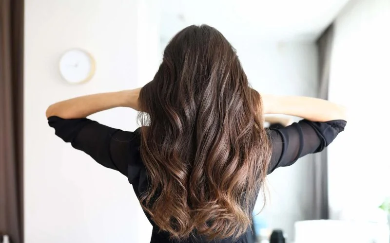 How to Keep Long Hair Healthy Without Frequent Salon Visits