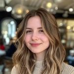 How to Style Medium Length Hair for a Polished Everyday Look