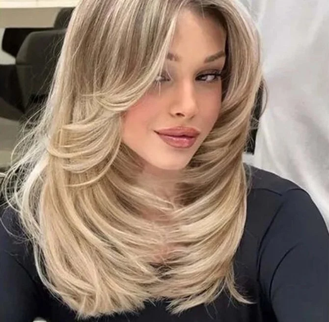 How to Choose a Haircut That Makes Your Face Look Slimmer