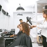 How to Choose the Best Hair Stylist Near You in the US