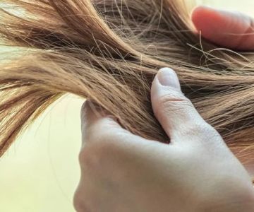 How to Prevent Split Ends While Growing Long Hair Naturally