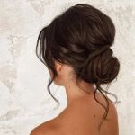 Best Hairstyles for Humid Weather That Stay Frizz Free